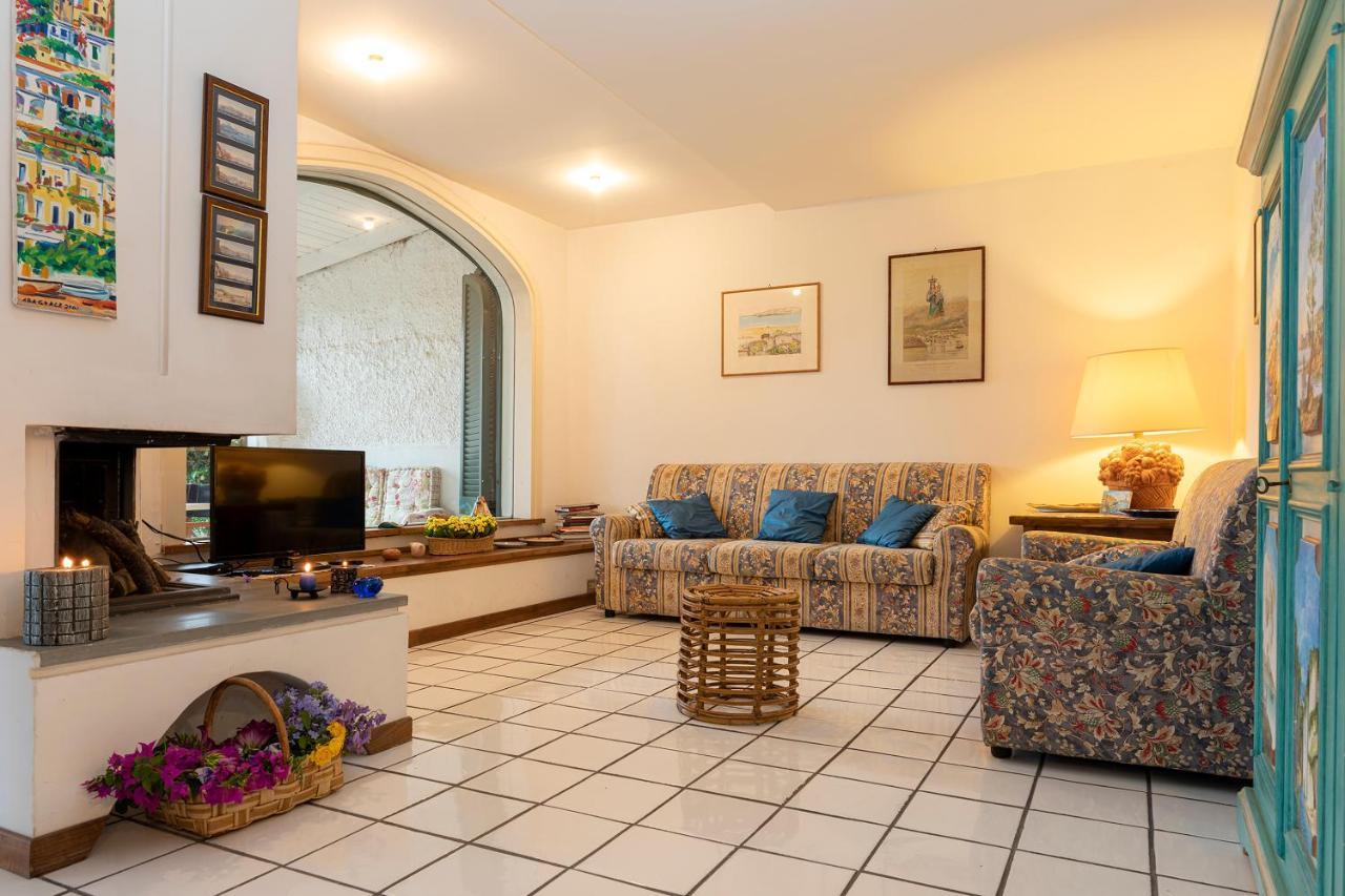 Casa Vacanze Il Bacio Пьяно-ди-Сорренто Экстерьер фото