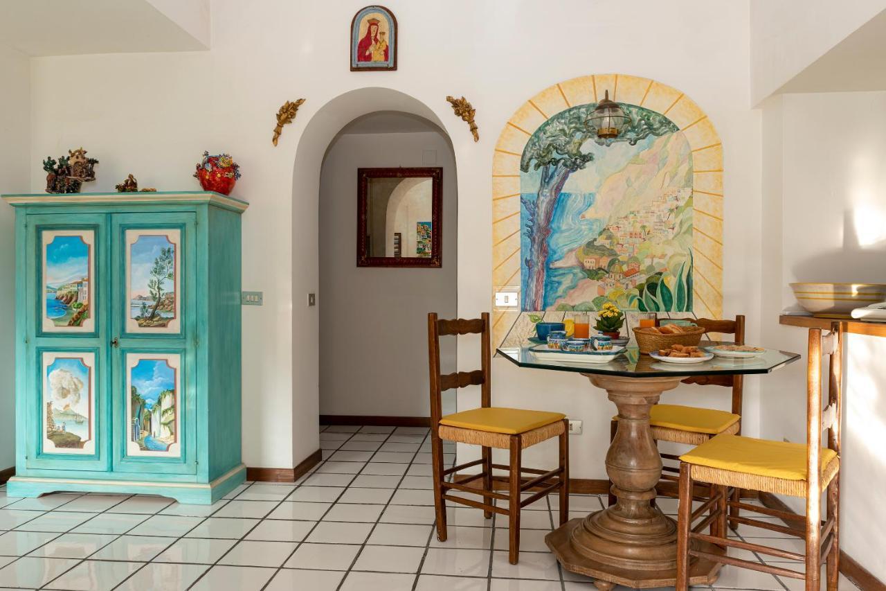 Casa Vacanze Il Bacio Пьяно-ди-Сорренто Экстерьер фото